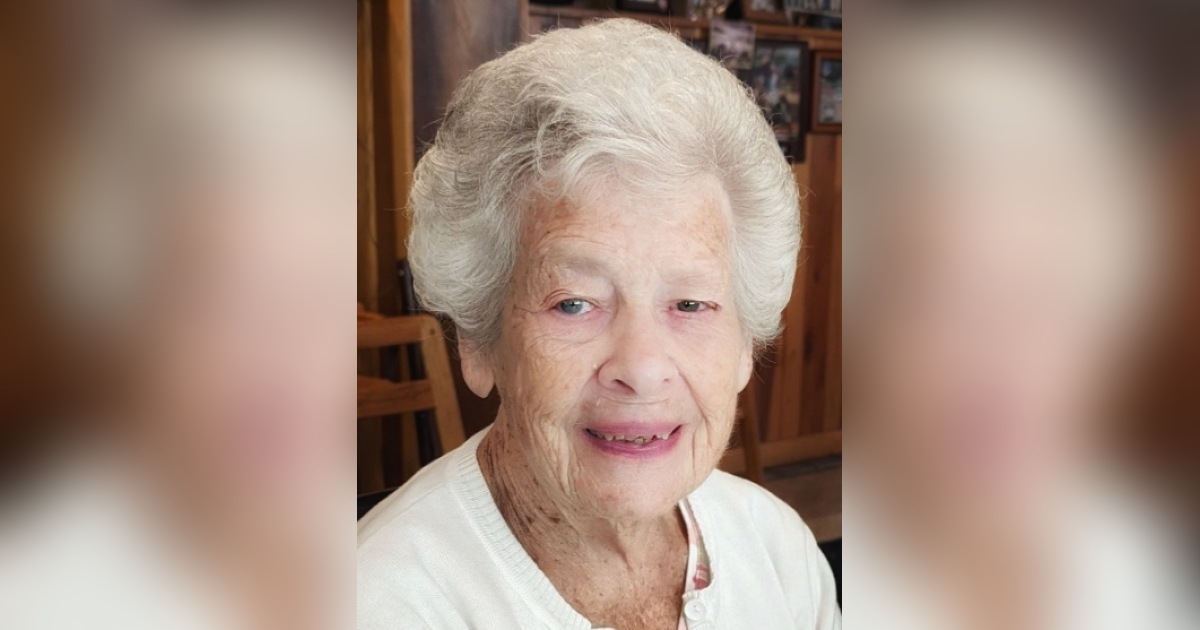 Evelyn Hewitt Obituary May 6, 2023 Leo M. Bacha Funeral Home, Inc