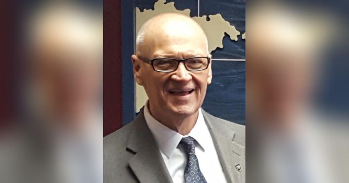 Pastor Richard Akins