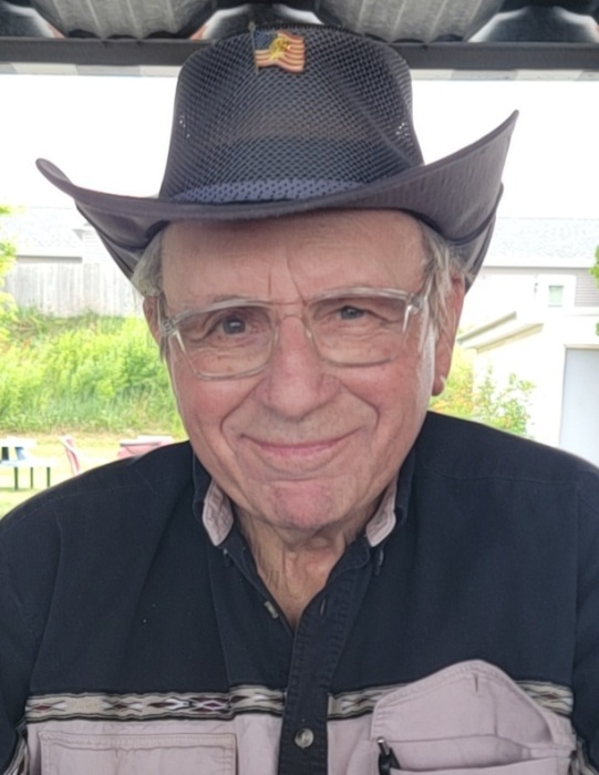 Arnold "Arnie" Levesque Obituary October 25, 2023 Eberhardt