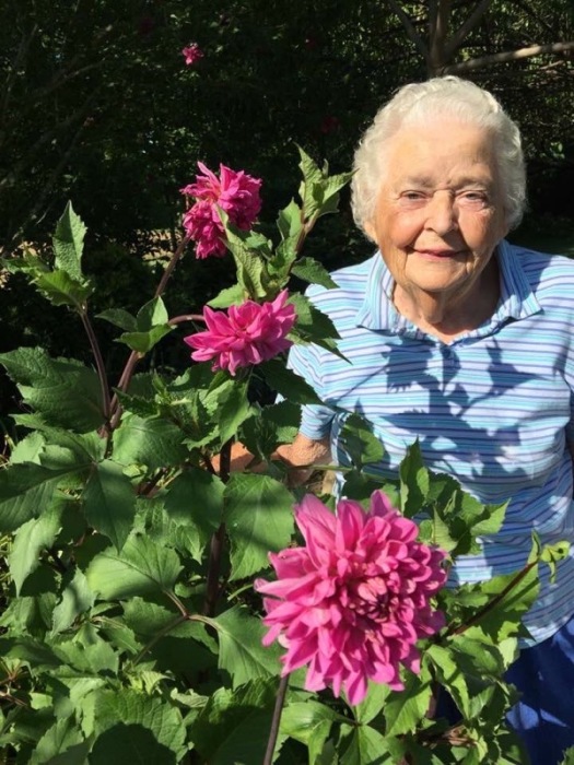 Obituary for Edith Mangum O'QuinnPeeblesPhillips Funeral Home