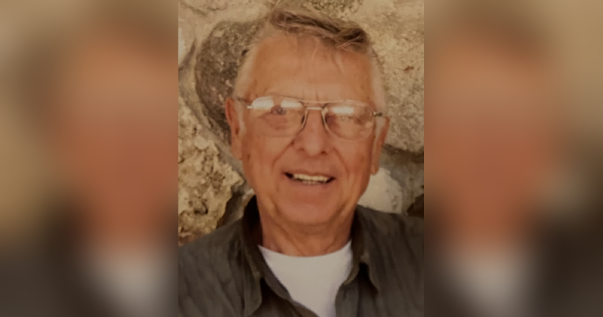 Robert "Bob" Laznicka