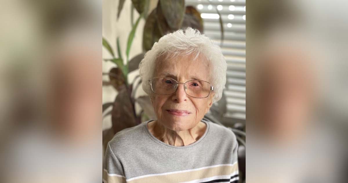 Elsa Hollenbach Obituary November 20, 2022 Palmer Funeral Homes