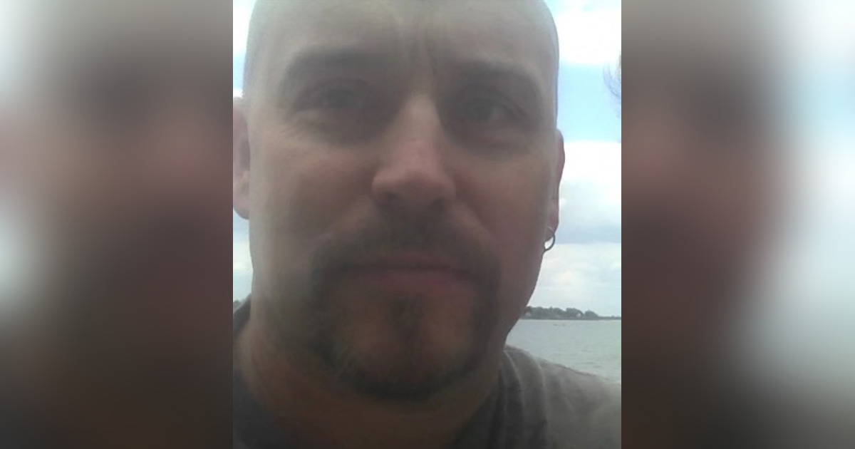 Floyd Roberts Obituary July 21, 2023 Quealy and Son Funeral Home