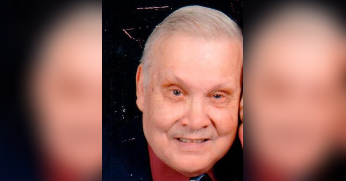 Sr. Clayton E. Thomas