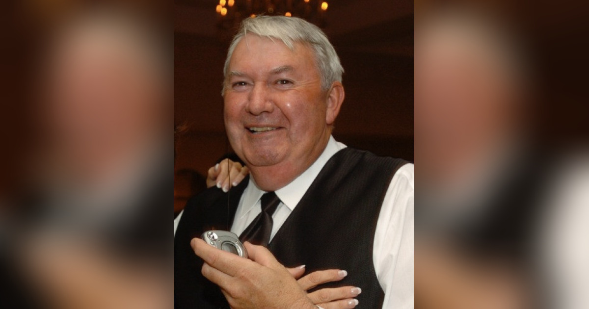 Obituary for Robert Gilligan RobertsWinegardner Funeral Home