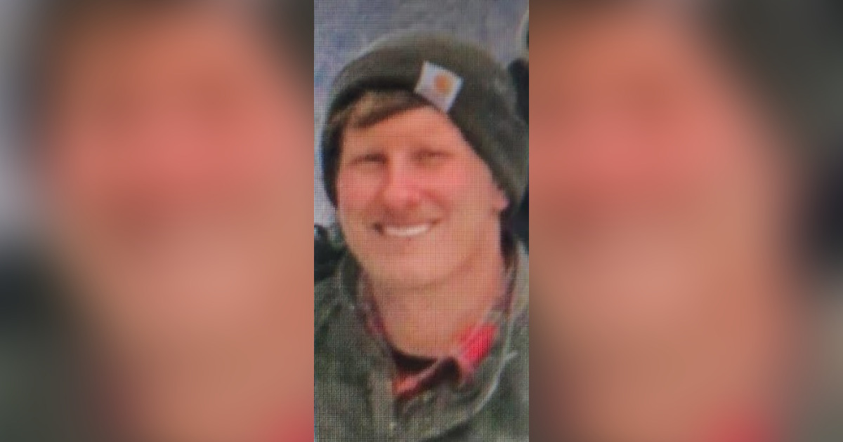 Christopher "Chris" Mann