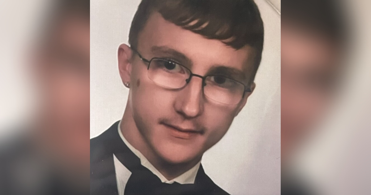 Darrin Paschall Obituary February 11, 2023 Candle Light Funeral