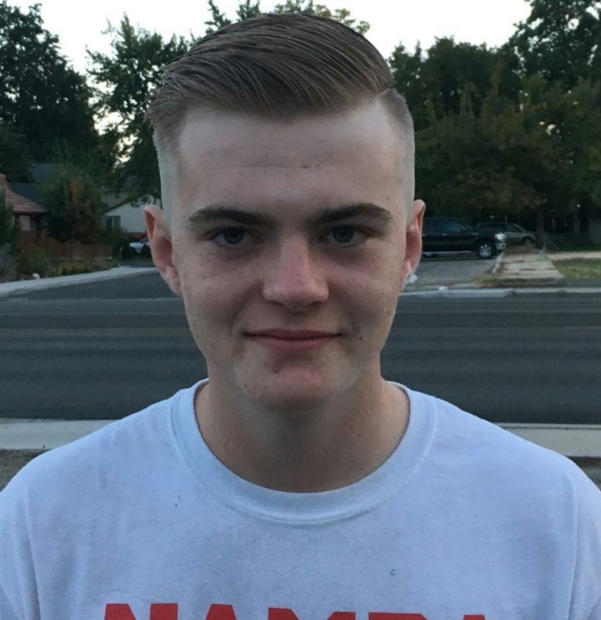 Julie Burgett's Instagram, Twitter & Facebook on IDCrawl