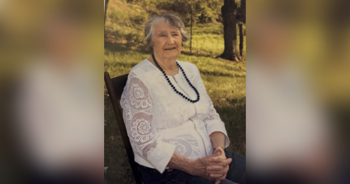 Obituary for Nancy E (Douglas) Crossen Cremeens Funeral Homes, Inc.