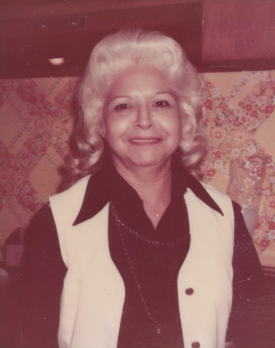 Obituary for Consuelo Laredo (Laredo) Self