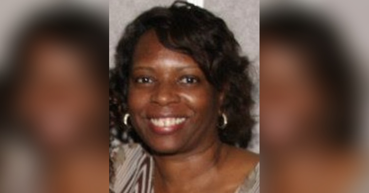 Obituary for Lori Yvette (Moore) Howard Nelson Memorial Gardens, Inc.
