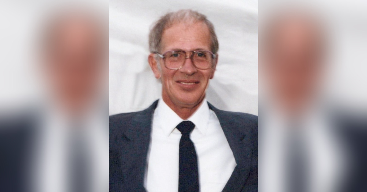 Obituary for Wayne Kinsella August 13, 2023 Wombold Family Funeral