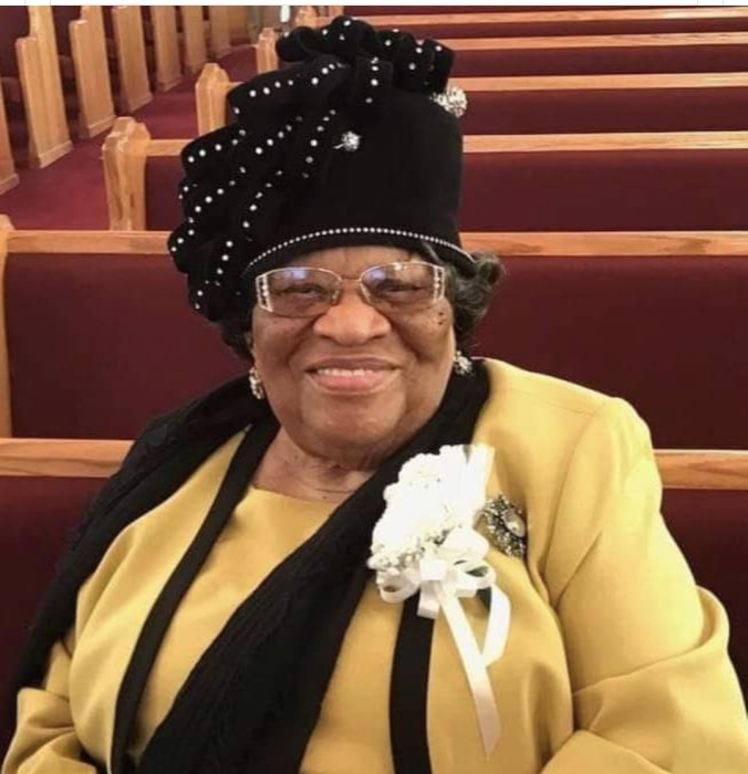 Obituary for Mrs. Mary Louise (Patterson) Murray C. J. Edwards