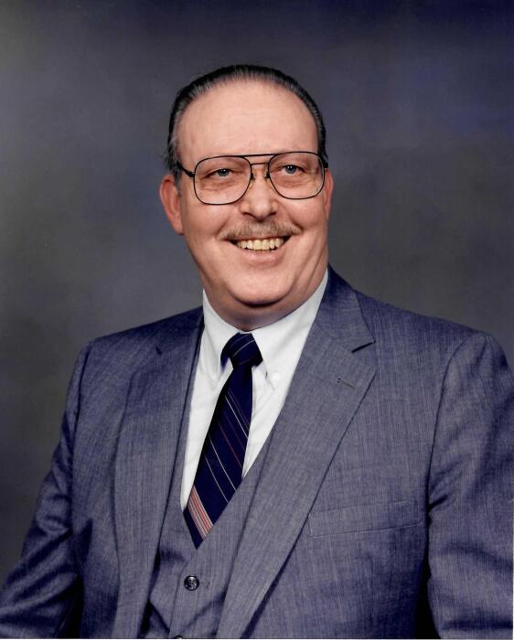 Thomas "Tom" Kahley Obituary December 30, 2021 Price McElroy