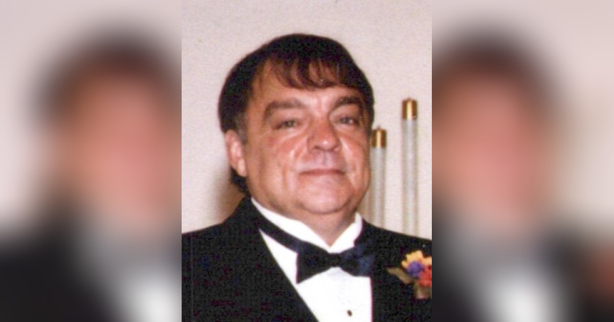 Obituary for Dennis Steward Schultz Funeral Homes