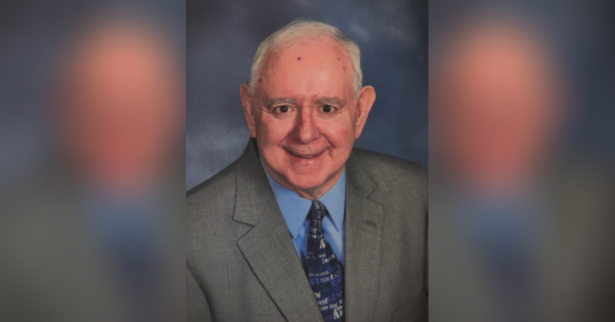 Obituary for Raymond Daniel (Jr) Brown GatewayForest Lawn Funeral Home