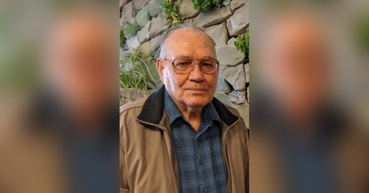 Rolland Hawkey Obituary April 30, 2024 Pagel Funeral Homes Edgewood, IL