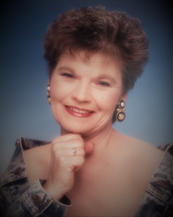 Obituary for Ellen "Loretta" (Carr) DeWitt Dunnichay Funeral Home