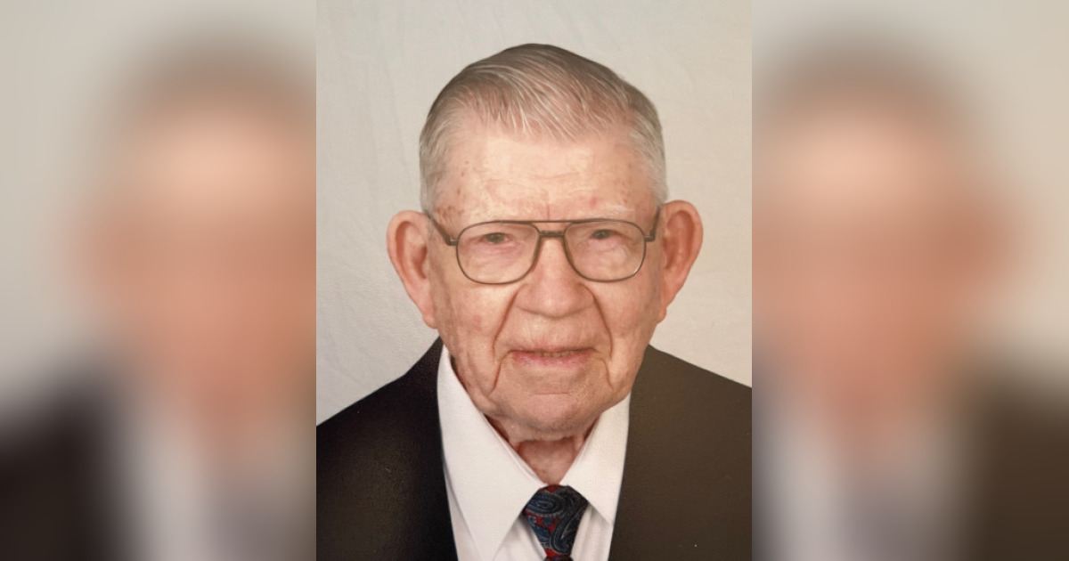 Menno Loewen Obituary August 18, 2022 Haysville, KS