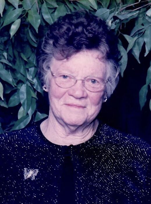 Betty Pearsall Obituary October 5, 2022 Penzien Funeral Homes, Inc