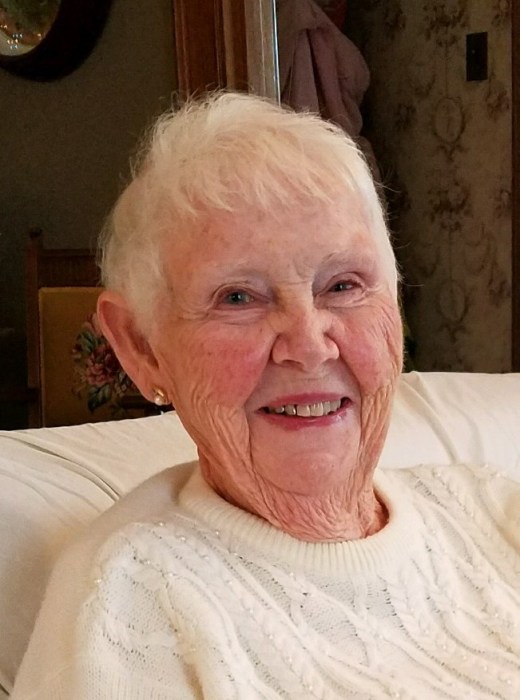 Brandy Kelly's Instagram, Twitter & Facebook on IDCrawl