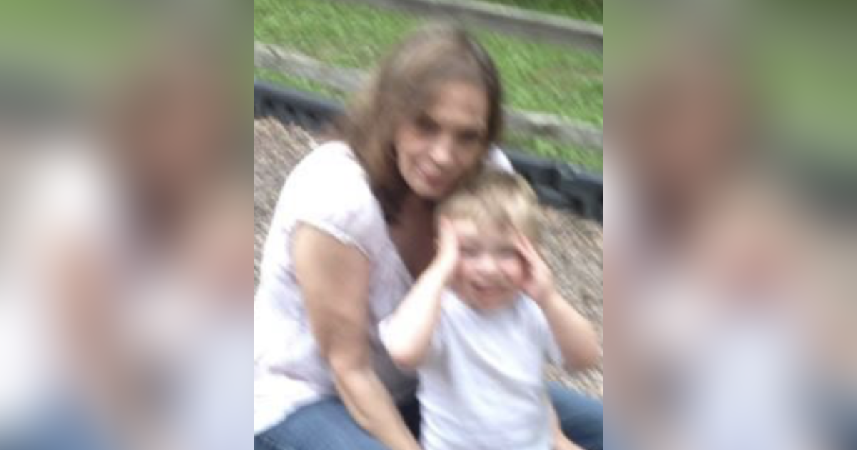 Obituary for Karen "Sue" (Blythe) Stapleton FlowersLeedy & Allen