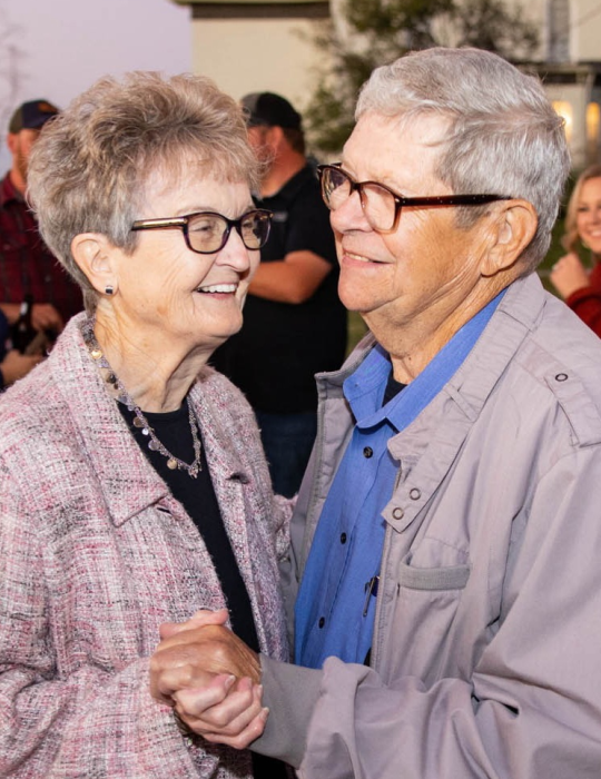 Earl & Joyce Hood Obituary July 18, 2024 BeanblossomCesar Funeral