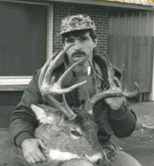 Obituary for Roger Letts August 1, 2021 LeonardMuller Funeral Home