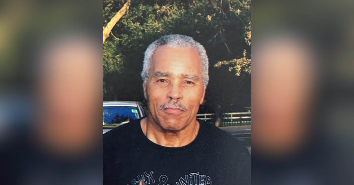 Mr. Christopher Simmons