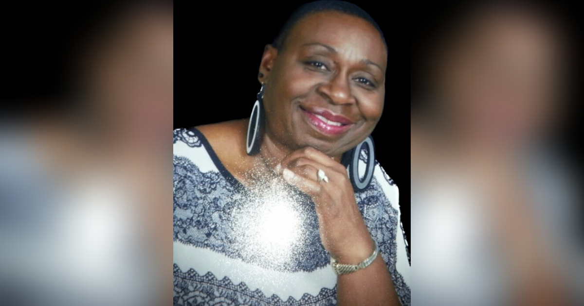 Ms. Pearl Clark  Roberts