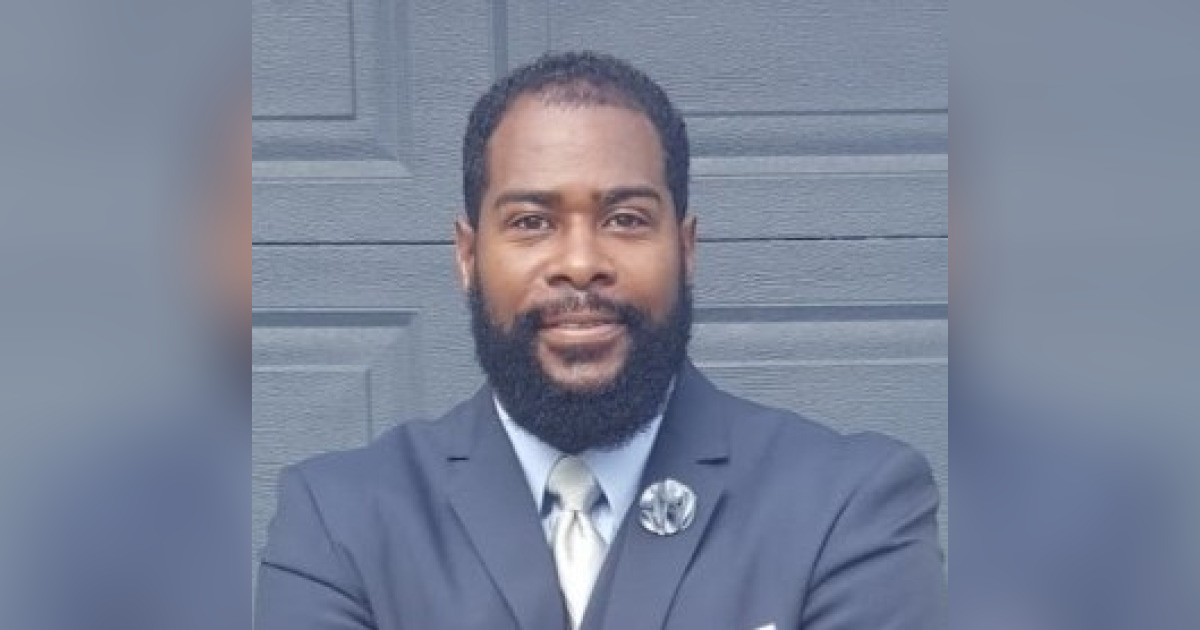 Obituary for Dr. Shawn E. Carr, Sr. L.E. Black, Phillips & Holden