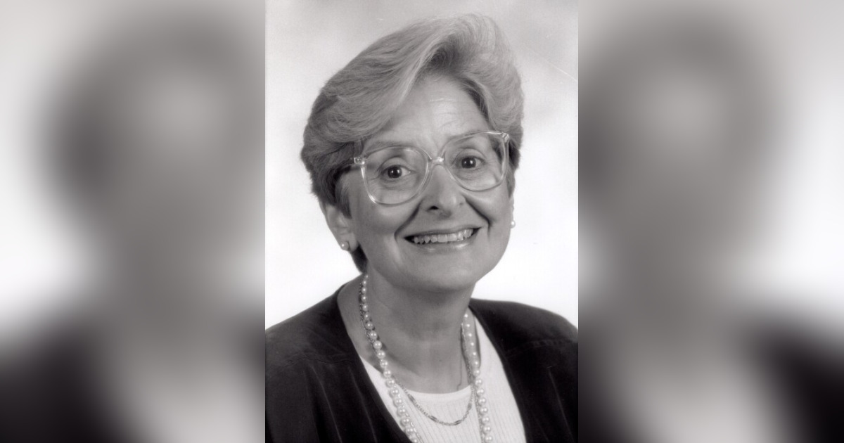 Obituary for Elaine Armine (Garoyan) Kasparian Brown & Hickey Funeral