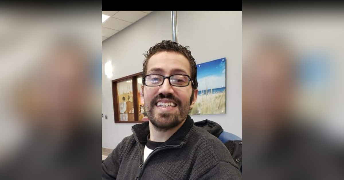 Obituary for Ricardo "Ricky" Rosario Fife Funeral Home