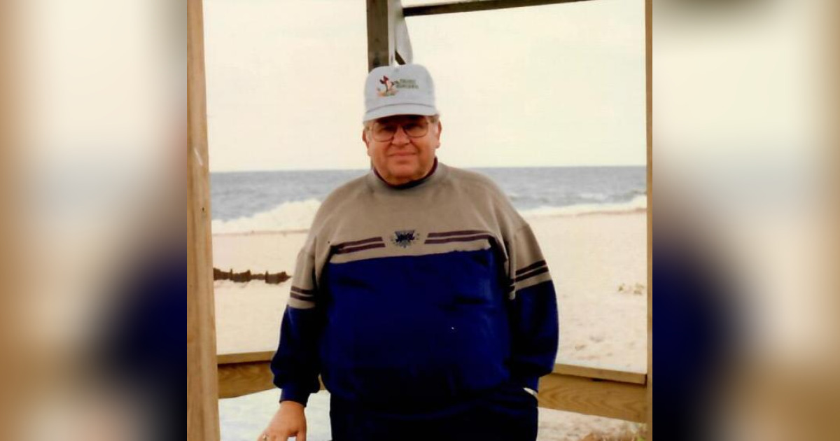 Obituary for Floyd E. Crum Egger Funeral Home, Inc.