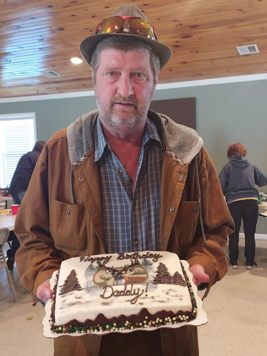 Willie Simmons Obituary May 9, 2022 Fountain Run, KY