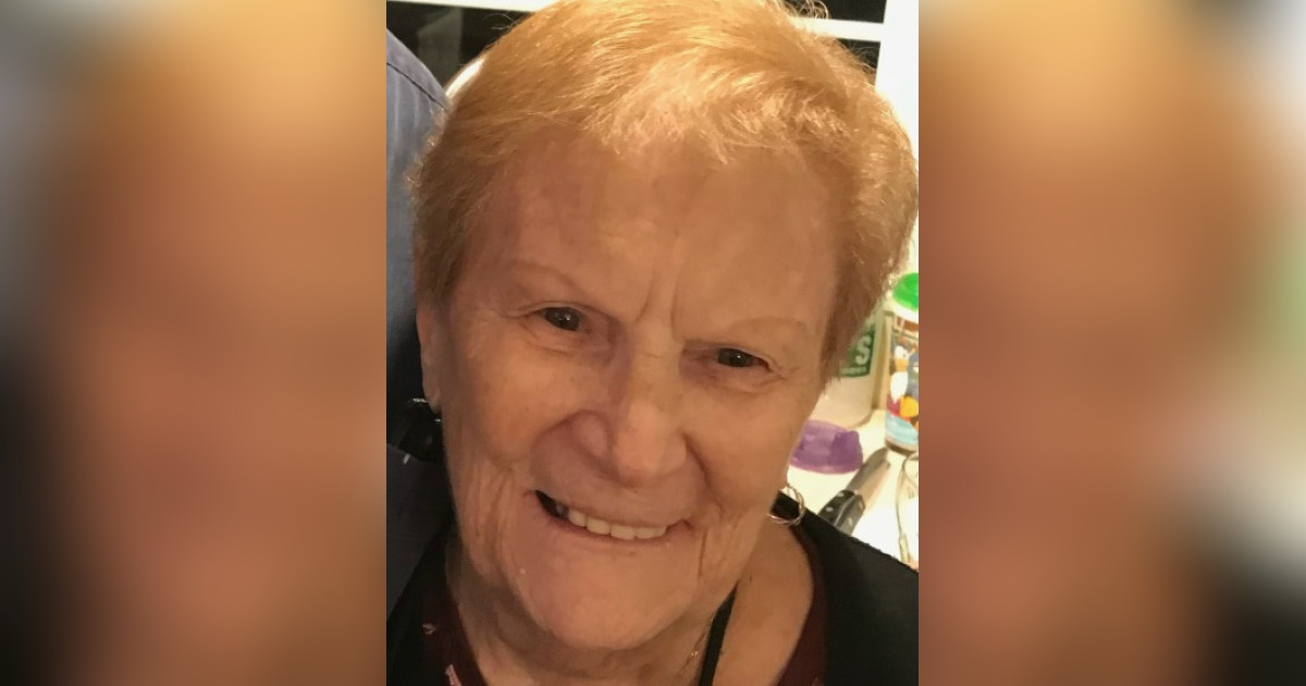 Yolanda E. Yo Caroppoli