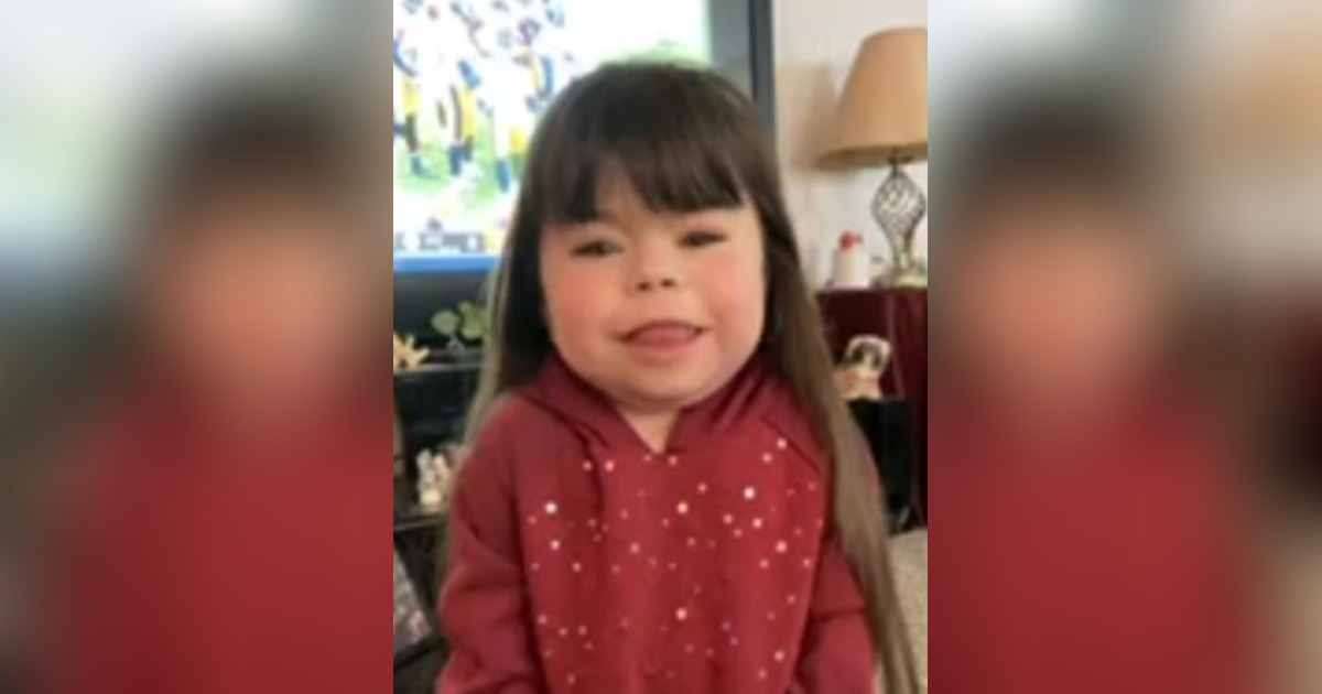 Brianna L "Annie" Logue