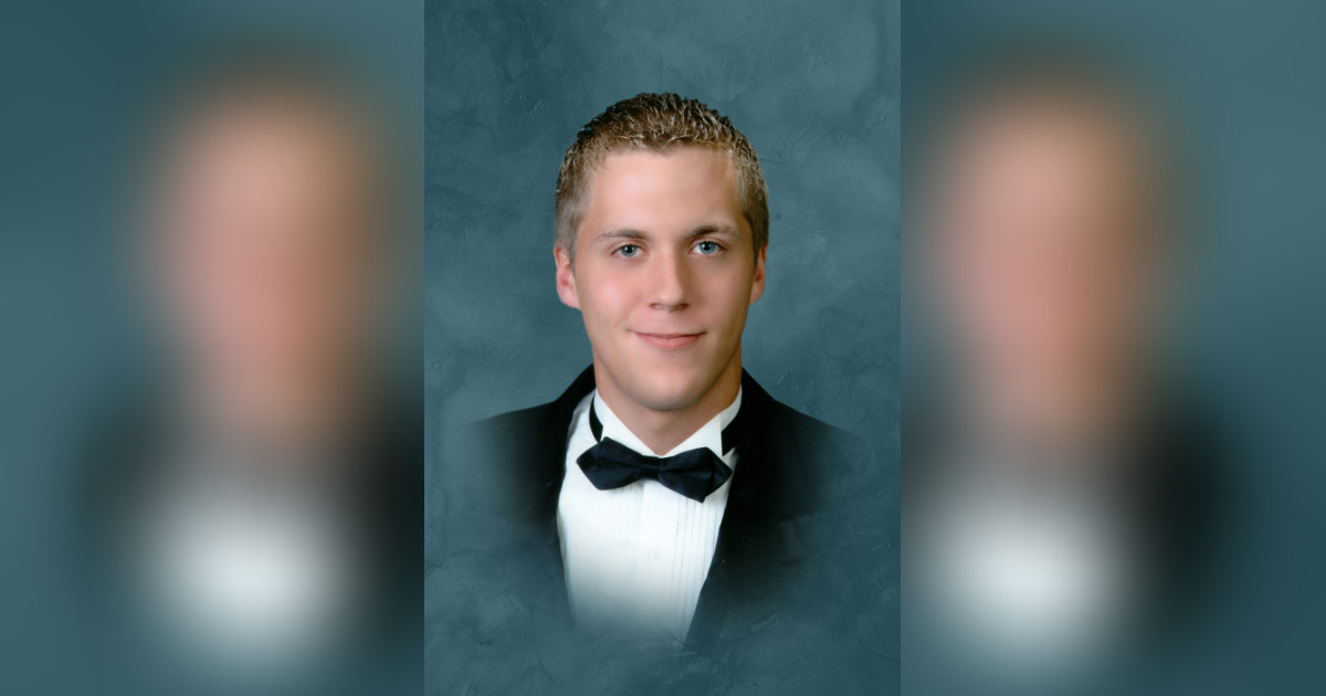 Obituary for Christopher Wayne Cass DeKalb Funeral Chapel, LLC
