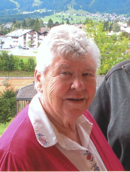 Obituary for Hanora "Noreen" Philomina (Burke) Beresford Macintyre