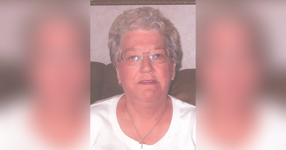 Obituary results containing 'Shirley Arnold'