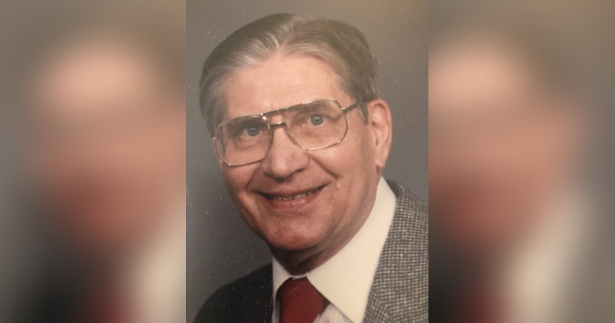 Obituary for Robert J. Fryer McDonaldLinn Funeral Home, Inc.