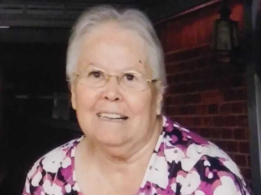 Obituary for Enedelia (Alanis) De Contreras East Haven Funeral Home