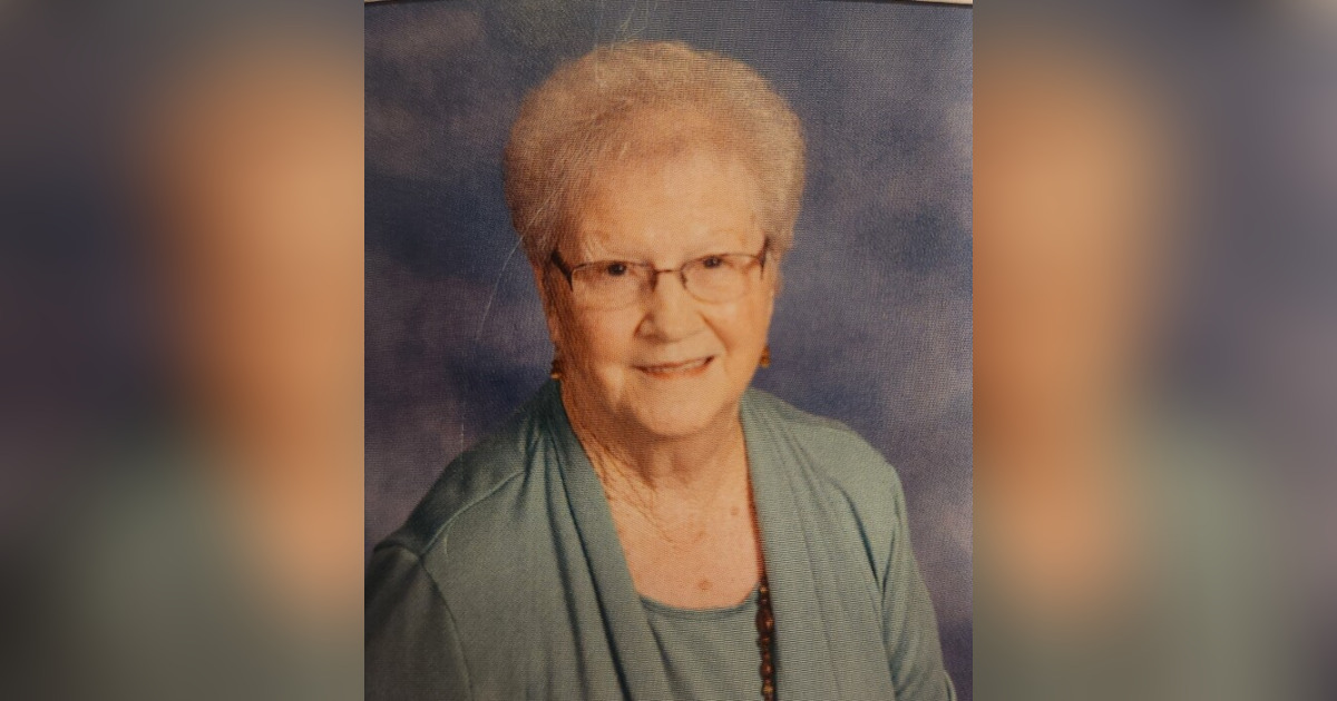 Lillian Edwards Obituary December 16, 2023 Felicity, OH