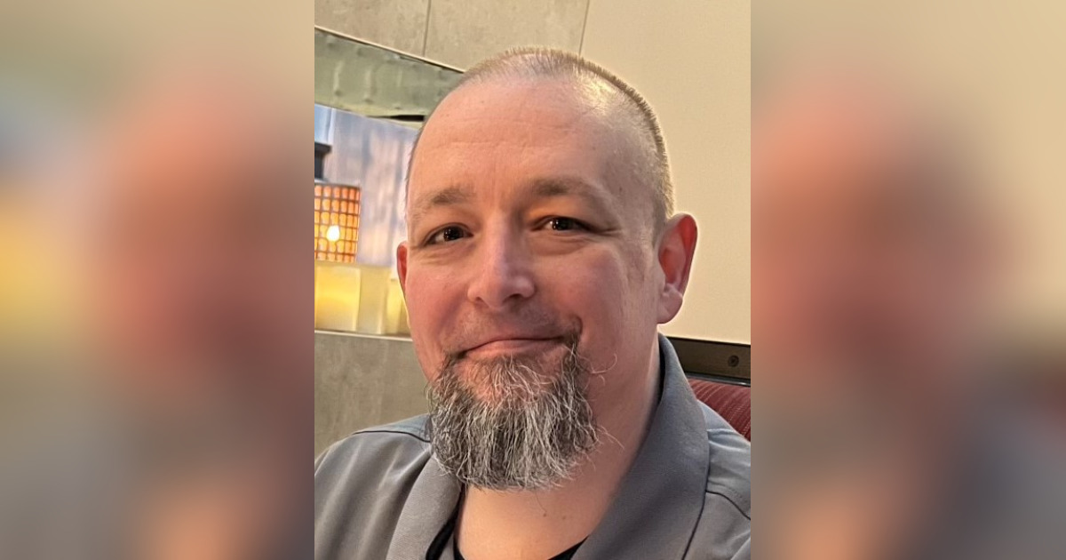 Thomas "Tom" Burkett