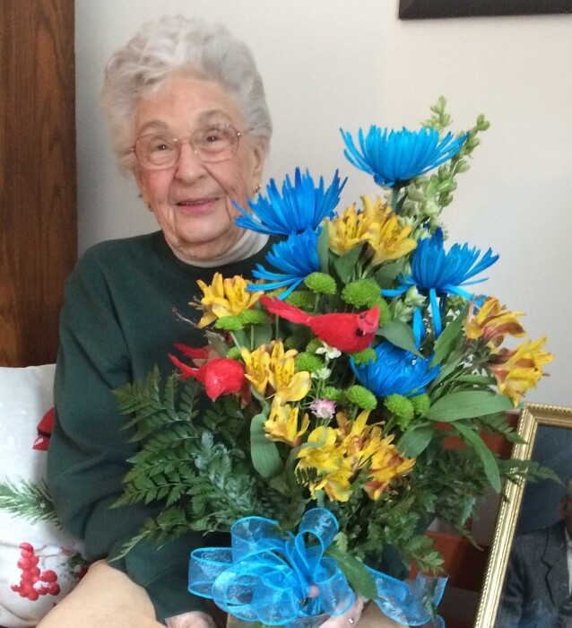 Elaine "Joe" Lowry Obituary October 5, 2021 Northern Peace Funeral