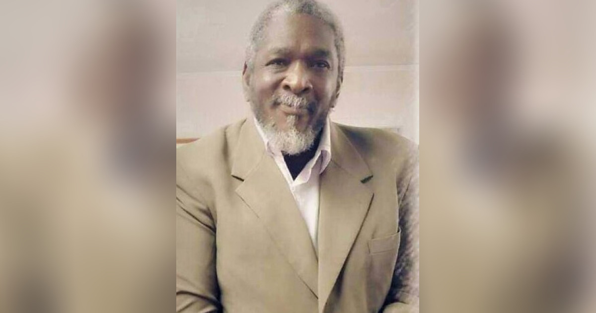 Jr. Mr. Robert Mckinney