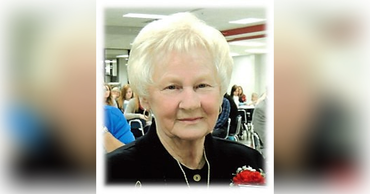 Nadine Meyer Obituary April 25, 2023 Moore Funeral Homes Moores