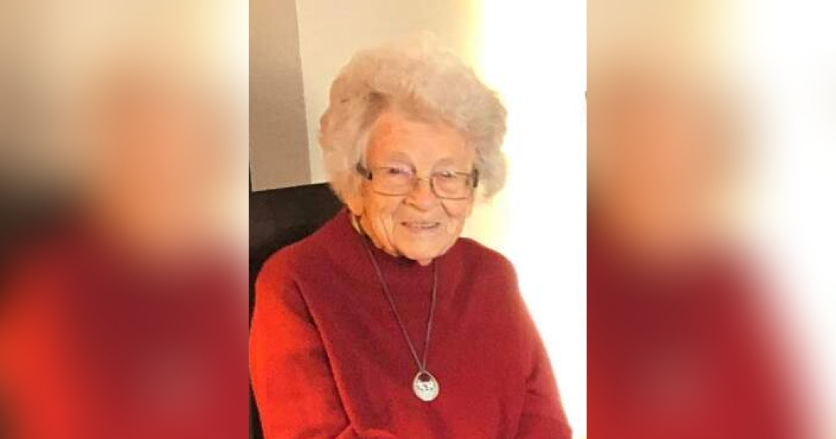 Obituary for Lillian Mary Slimmon Rae's Funeral Service