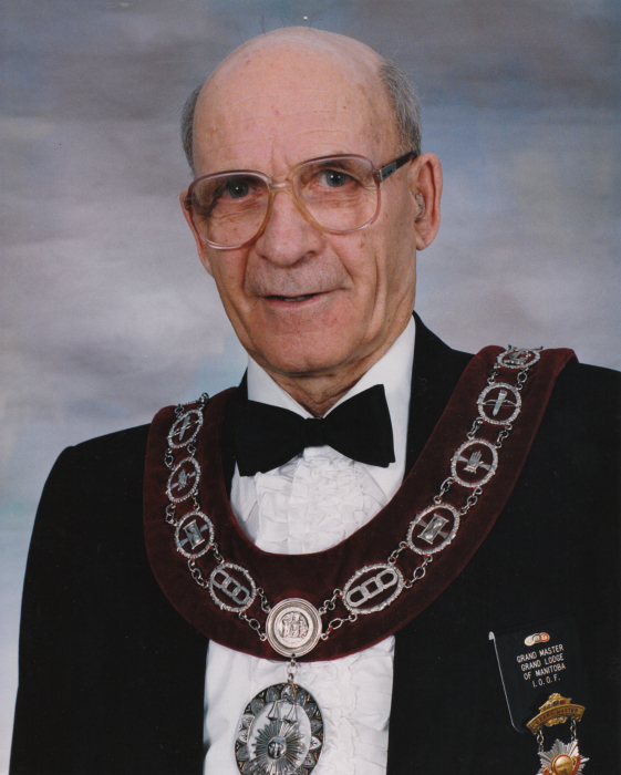 Obituary for Robert (Bob) Andrew Lumsden White's Funeral Home