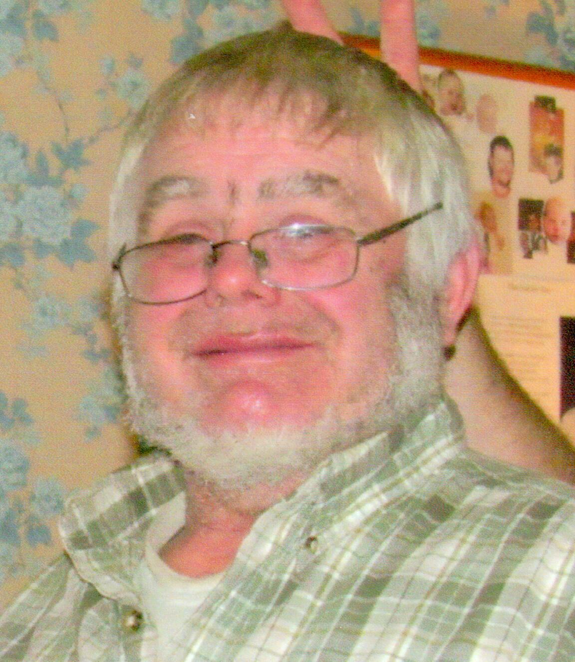 Obituary for David Lewis Snook Donald G. Walker Funeral Home, Inc